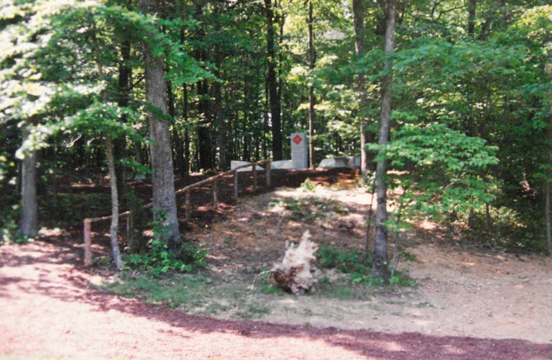 p 4th Marine Div. Memorial Quantico 5'x20'